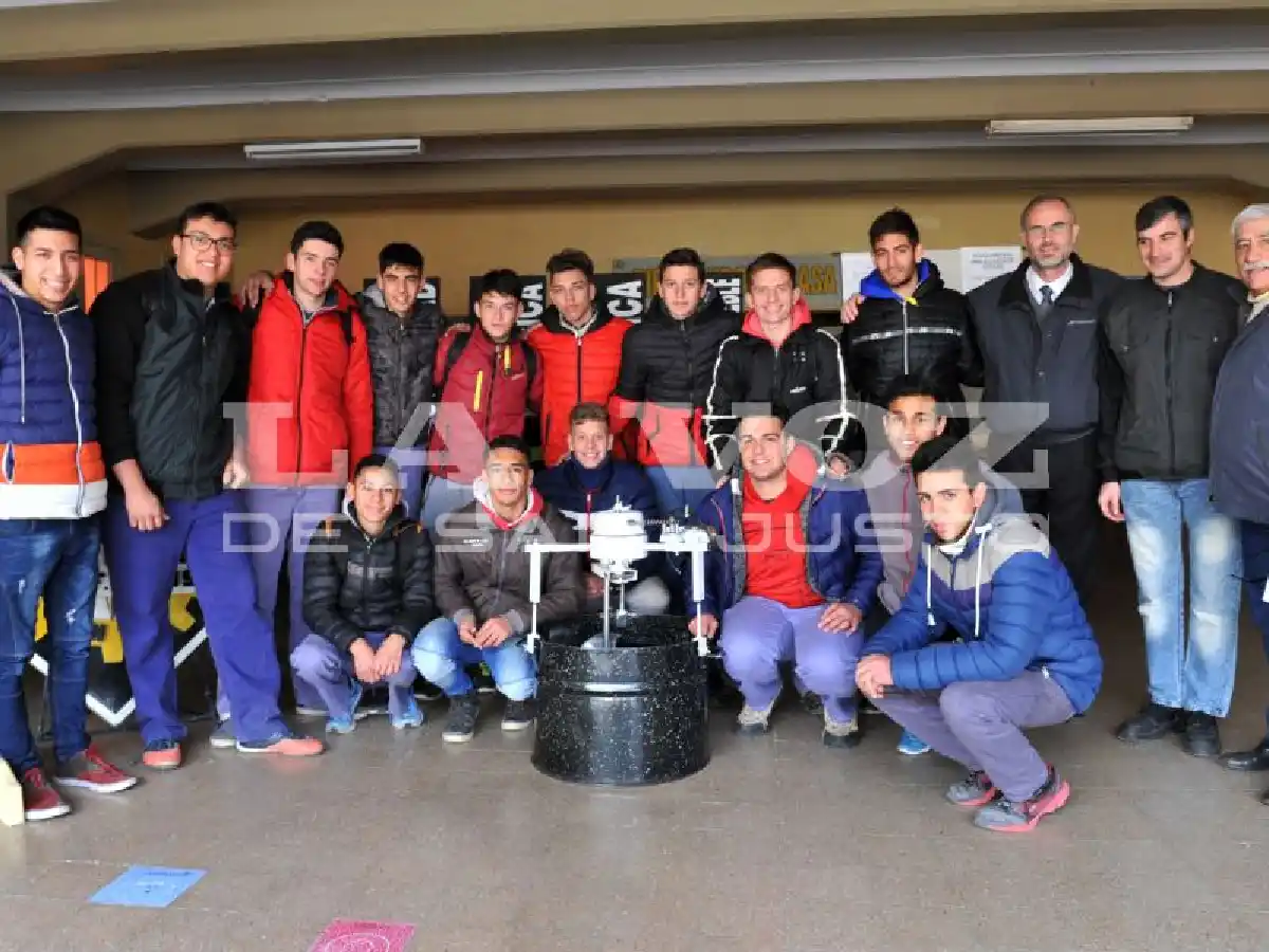 La máquina que revuelve locro, una de las atracciones de la próxima Feria de Ciencias