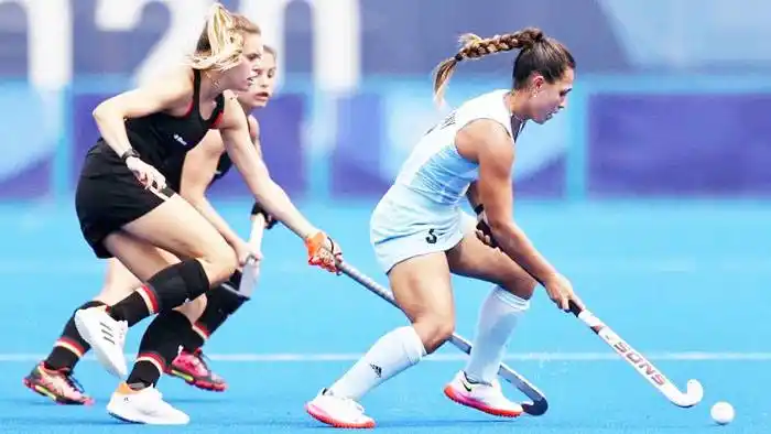 Las Leonas golearon a Alemania y se metieron en semis de los Juegos Olímpicos