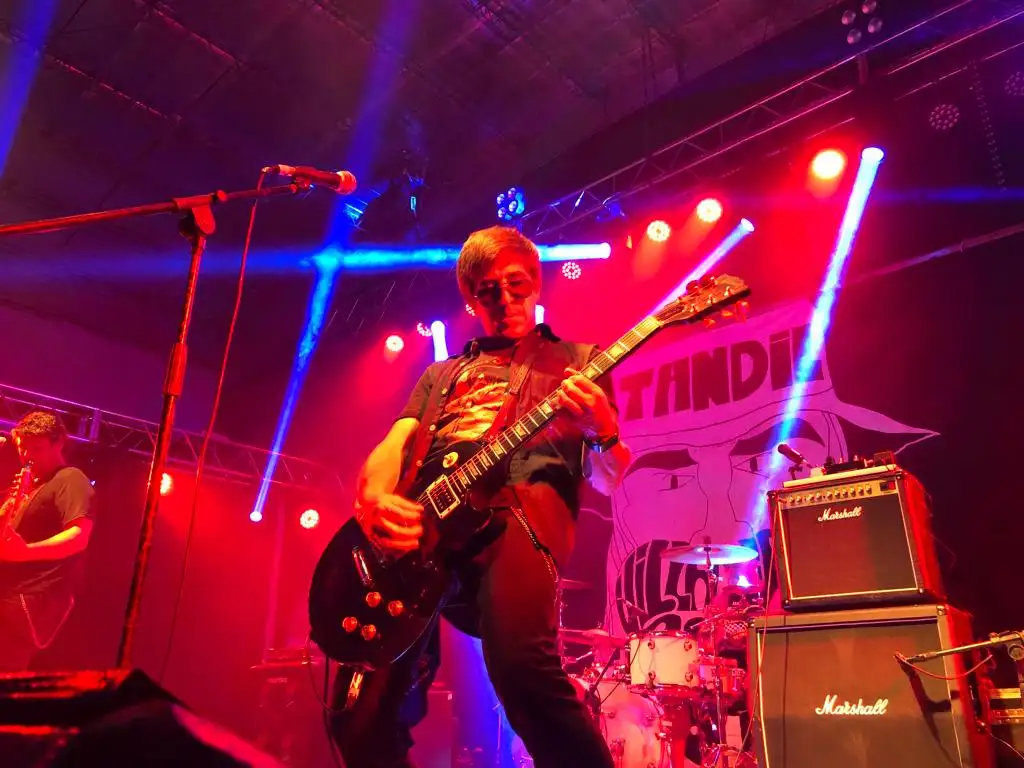 El Villa Gaucho Rock cerró a pleno en la Uni Barrial.