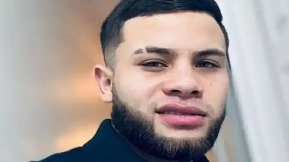 «No sé si mi hijo come o duerme»: la desesperación del padre de un venezolano preso en el CECOT