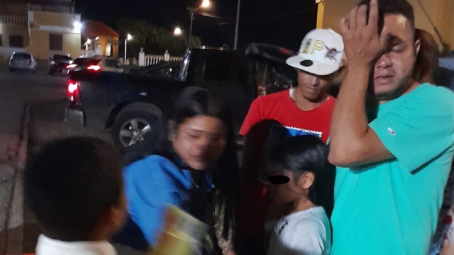LIBERAN A 2 NIÑOS venezolanos detenidos en Curazao: llegaron a la isla junto con 17 migrantes ilegales