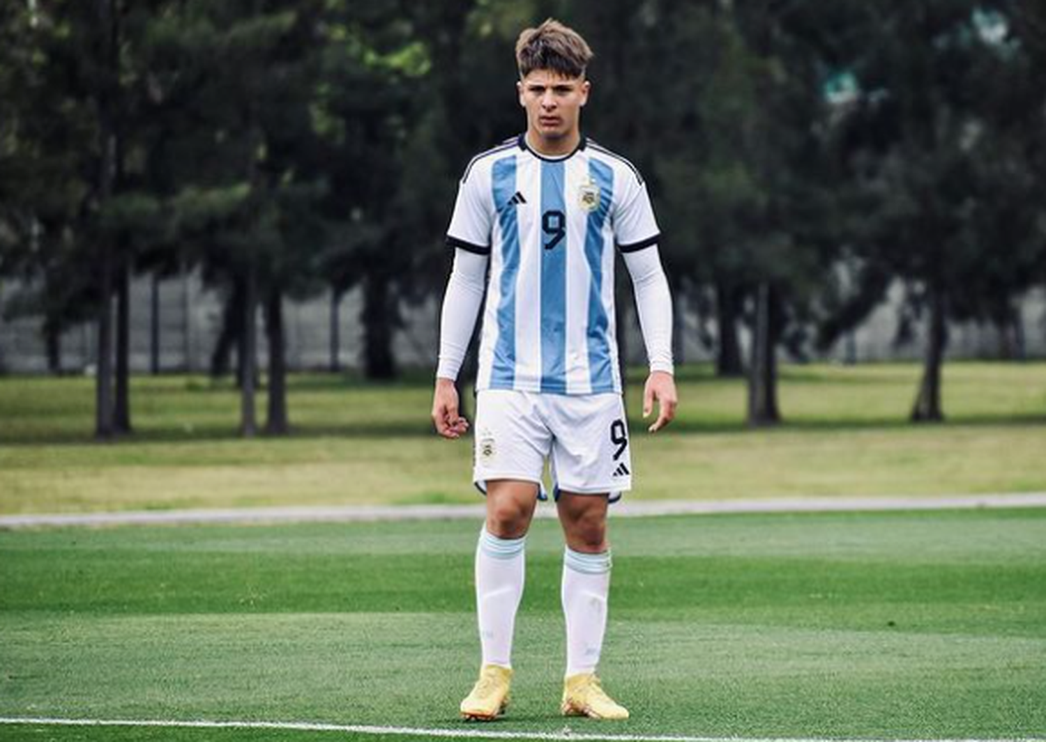 Thomas de Martis entrenó con la Selección Sub-17