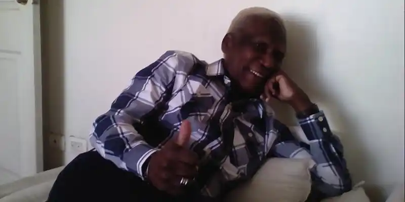 Henry Stephen ya se recupera en casa