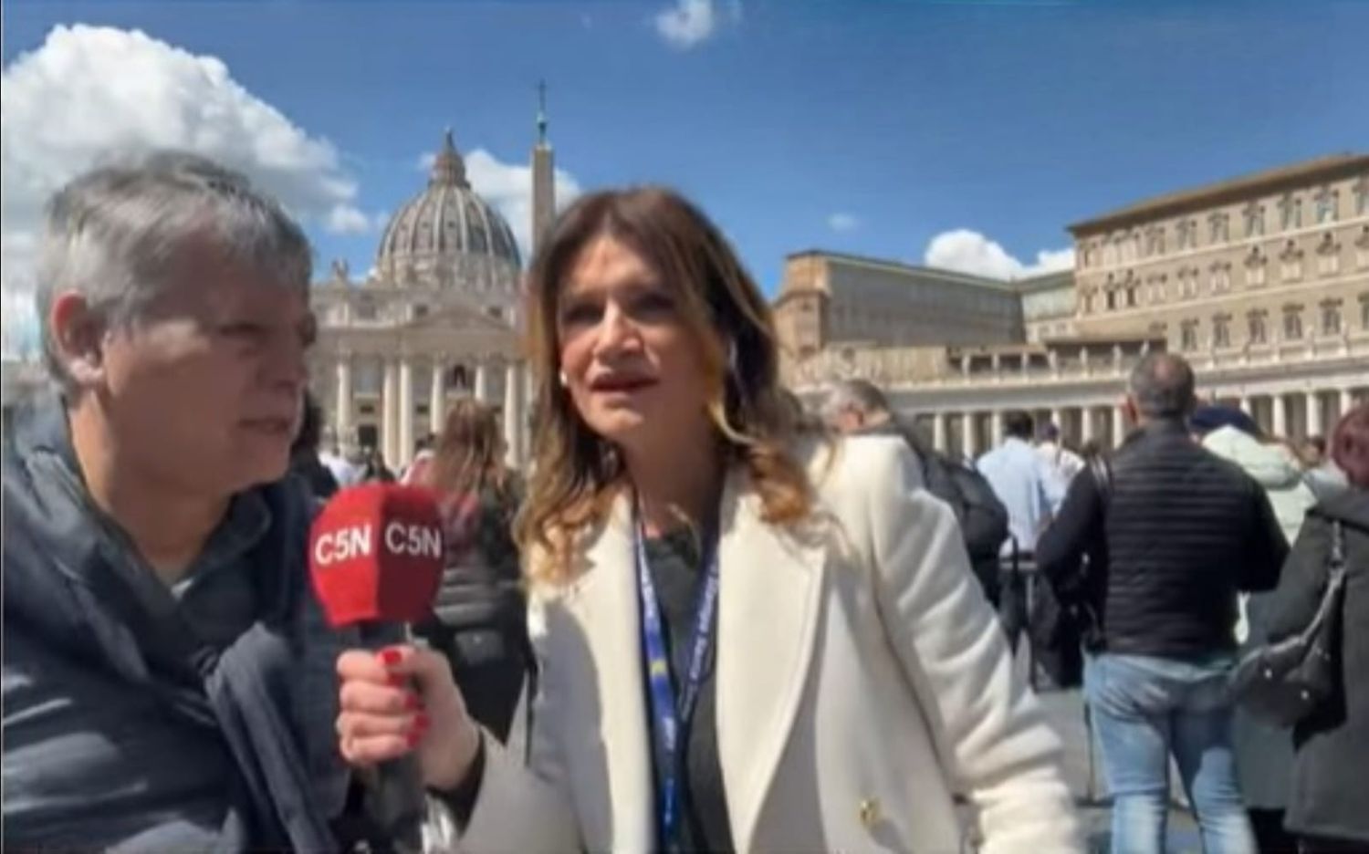 "Que termine la grieta": El deseo de Pascua de un bonaerense que viajó al Vaticano para recibir la bendición del Papa