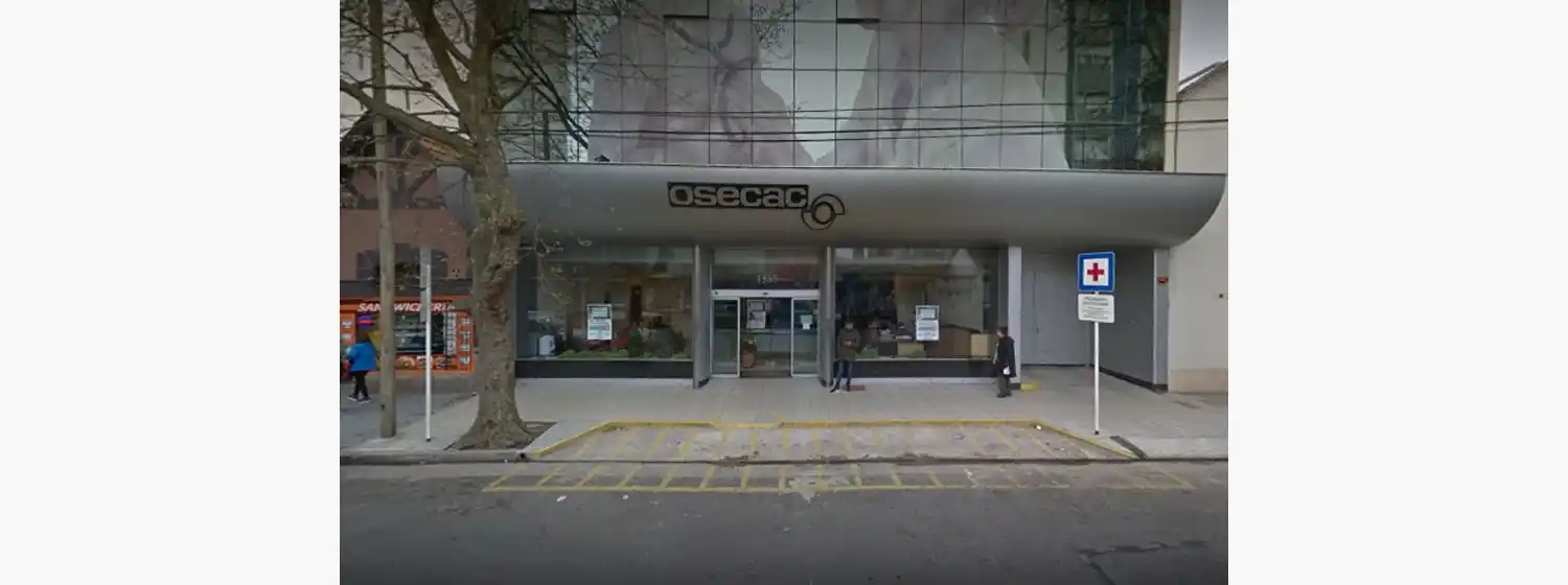 Peligran operaciones oculares por conflictos entre mutual y clínica