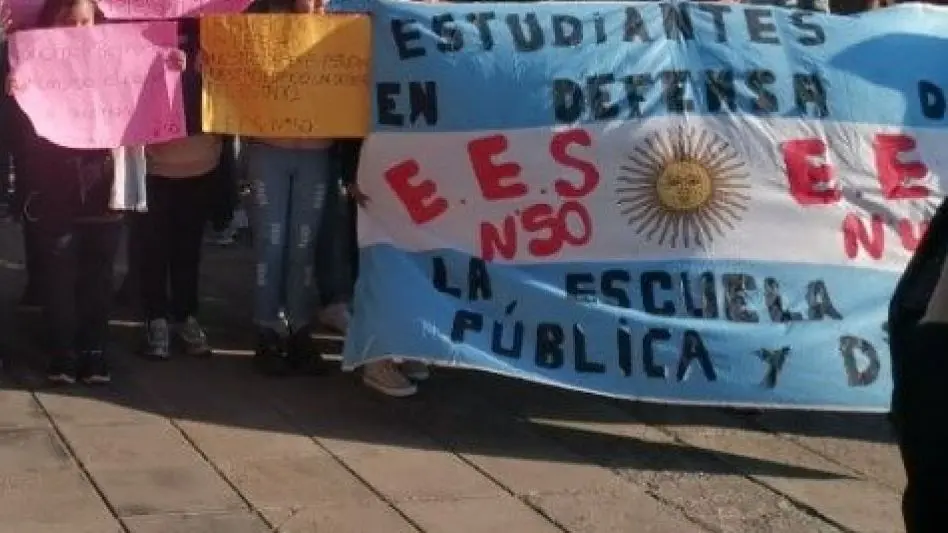 "Ya llevamos ocho años en la lucha por un edificio propio para la escuela secundaria"