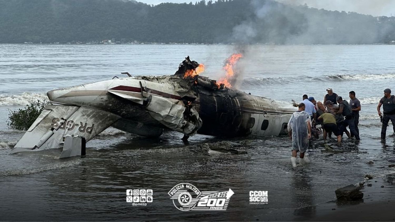 Un Cessna 525 CitationJet atraviesa una avenida y termina en una playa en Brasil: esto sabemos