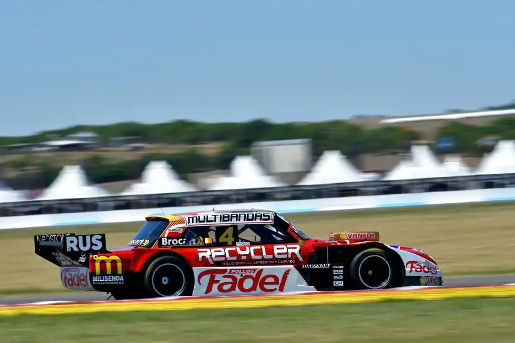 Werner hizo la pole y va por un triunfo necesario