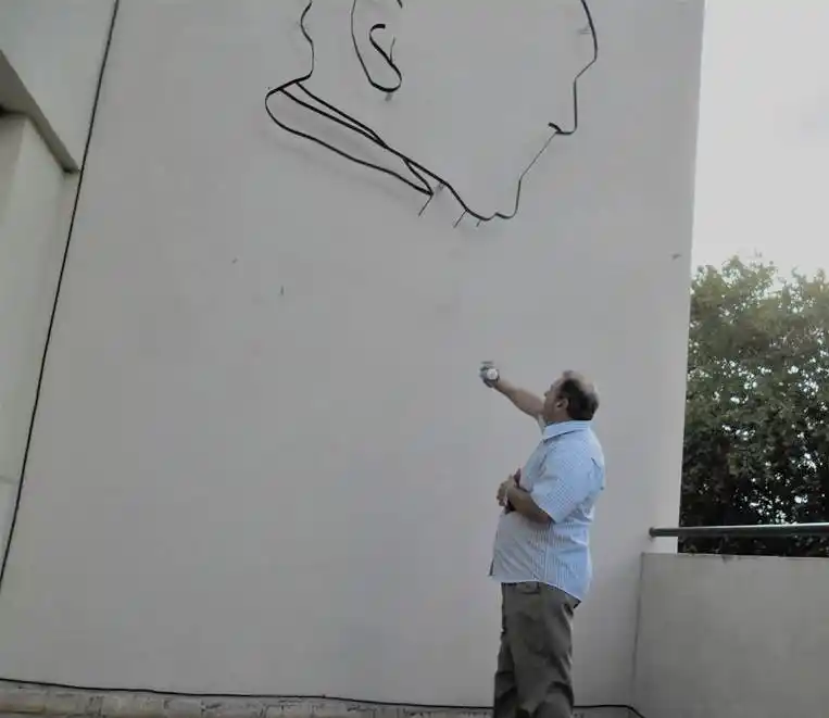 Colocan imagen del Papa Francisco en el municipio de Adolfo Gonzáles Chaves