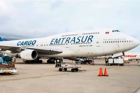 Levantan la prohibición de salida del país para 12 tripulantes del avión venezolano