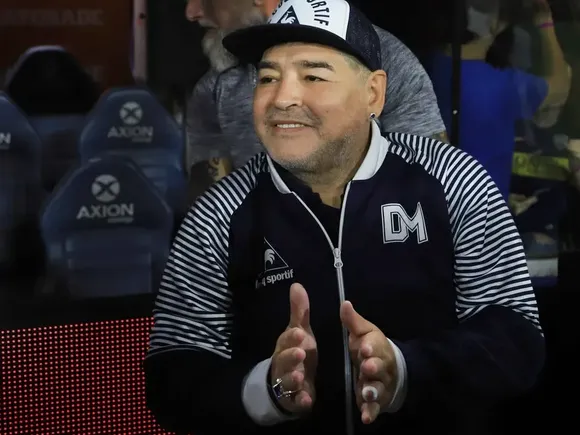 Jueves clave: declaran dos de los médicos que asistieron a Maradona el día de su muerte