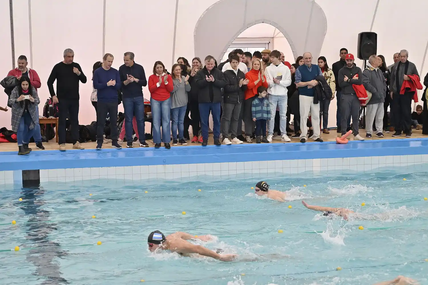 "Valoramos la tarea que realizan los clubes", afirmó el gobernador