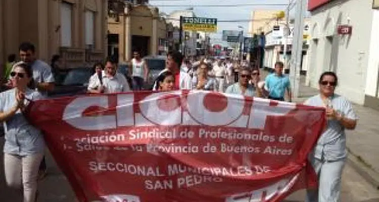 Emergencia Administrativa: Médicos esperan hasta el jueves