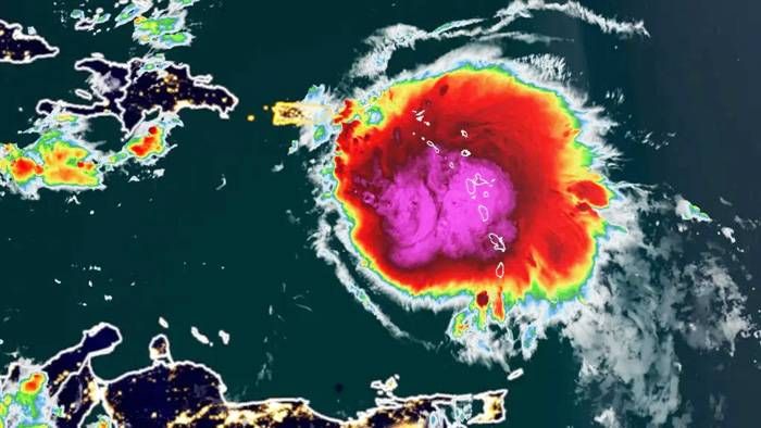 El huracán Fiona causa desastres en Puerto Rico mientras se dirige a República Dominicana