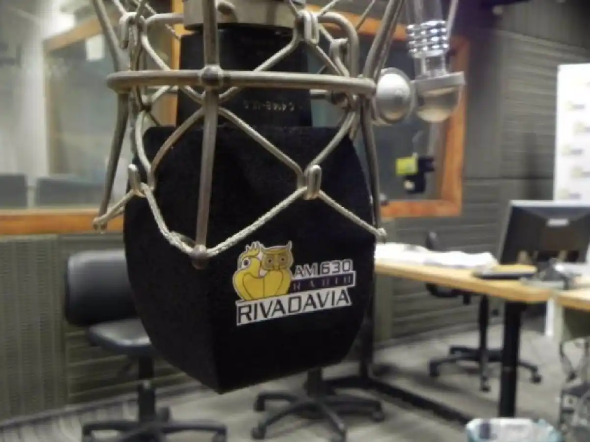 Cierra radio Rivadavia y despide a 120 trabajadores 