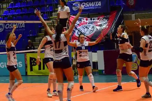 Gimnasia ganó un partidazo y hay tercera final ante San Lorenzo