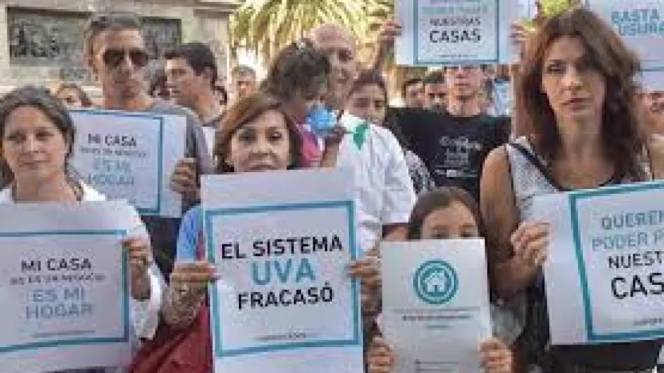 Milei anunció que no asistirá a los tomadores de crédito UVA