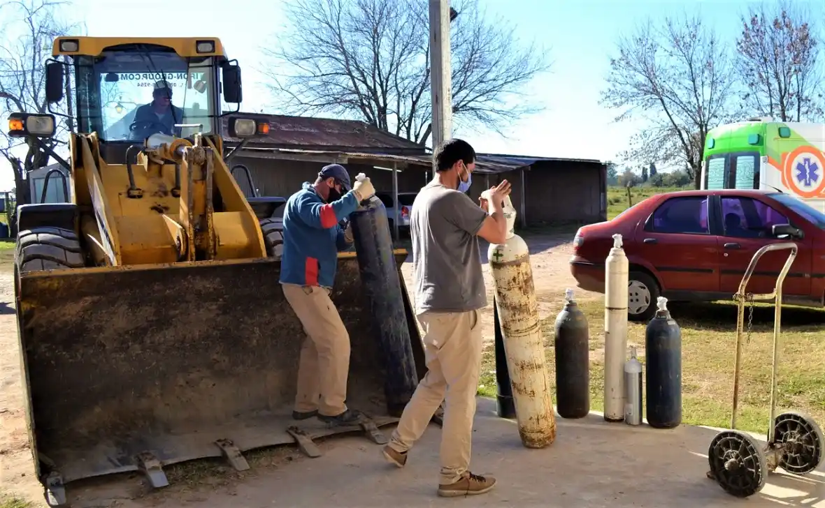 Urdinarrain: se recargaron 37 tubos de oxígeno para camas de internación Covid