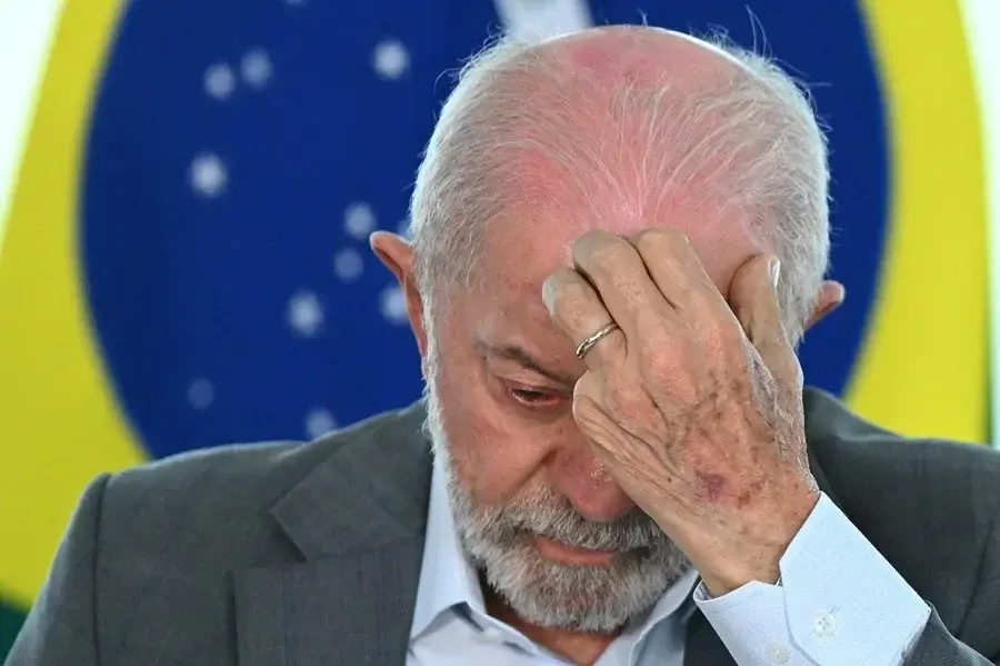 Lula desafió a Flávio Bolsonaro a respaldar la reducción de la jornada laboral en Brasil