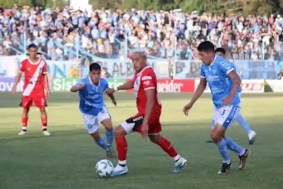 Sin diferencias en la ida entre Estudiantes RC y Dep.Maipú