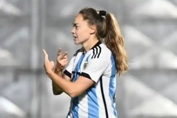 La Selección Argentina goléo en su partido de despedida