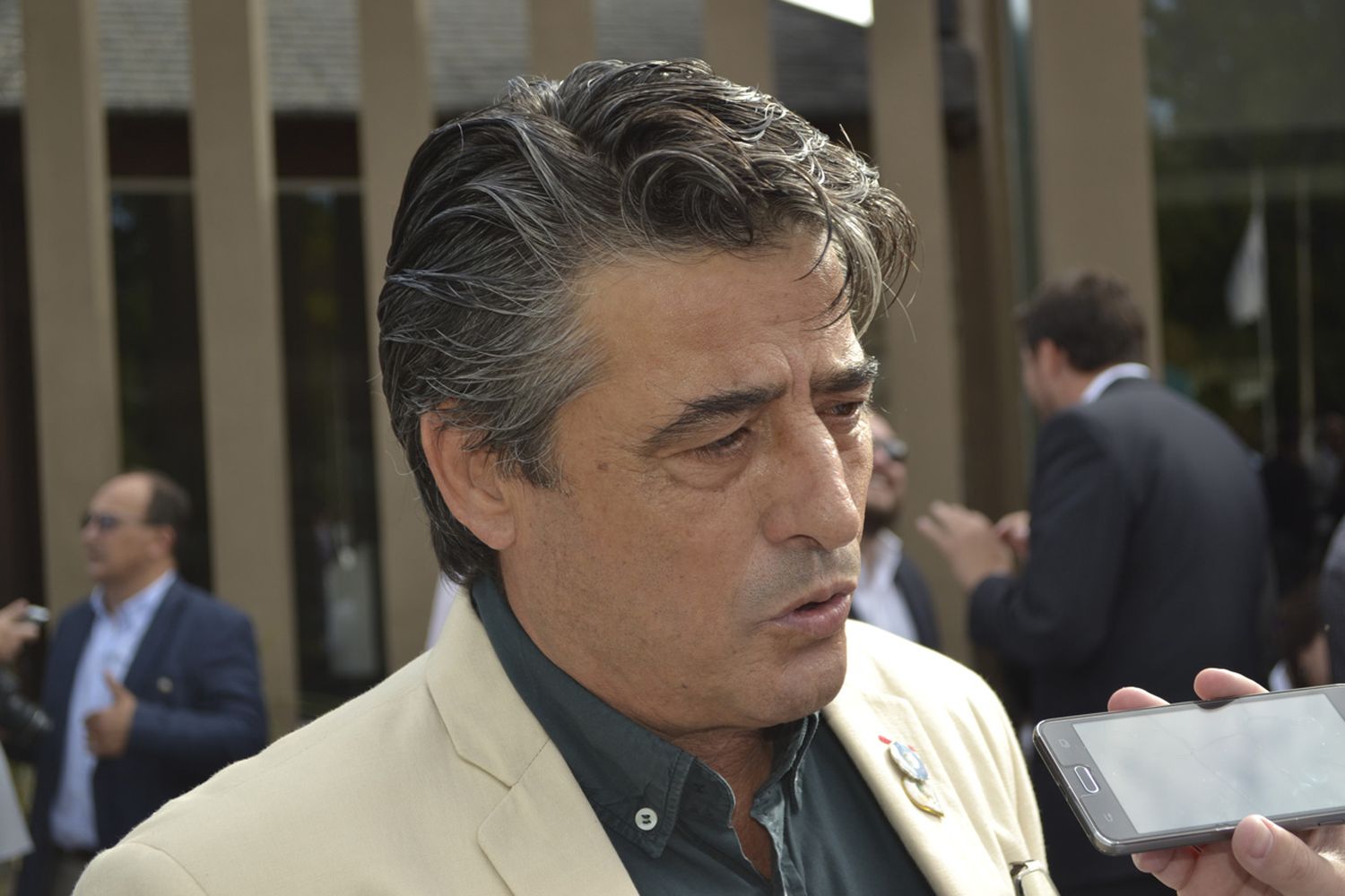 Etcheverry: "Se están tomando medidas dolorosas pero había que hacerlo"