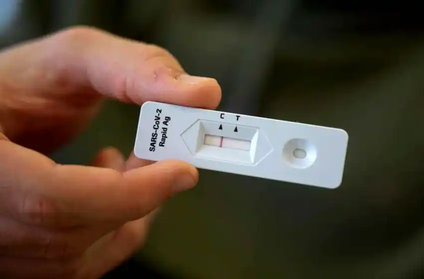 Los primeros autotest estarían disponibles la próxima semana en farmacias, a 1.560 pesos