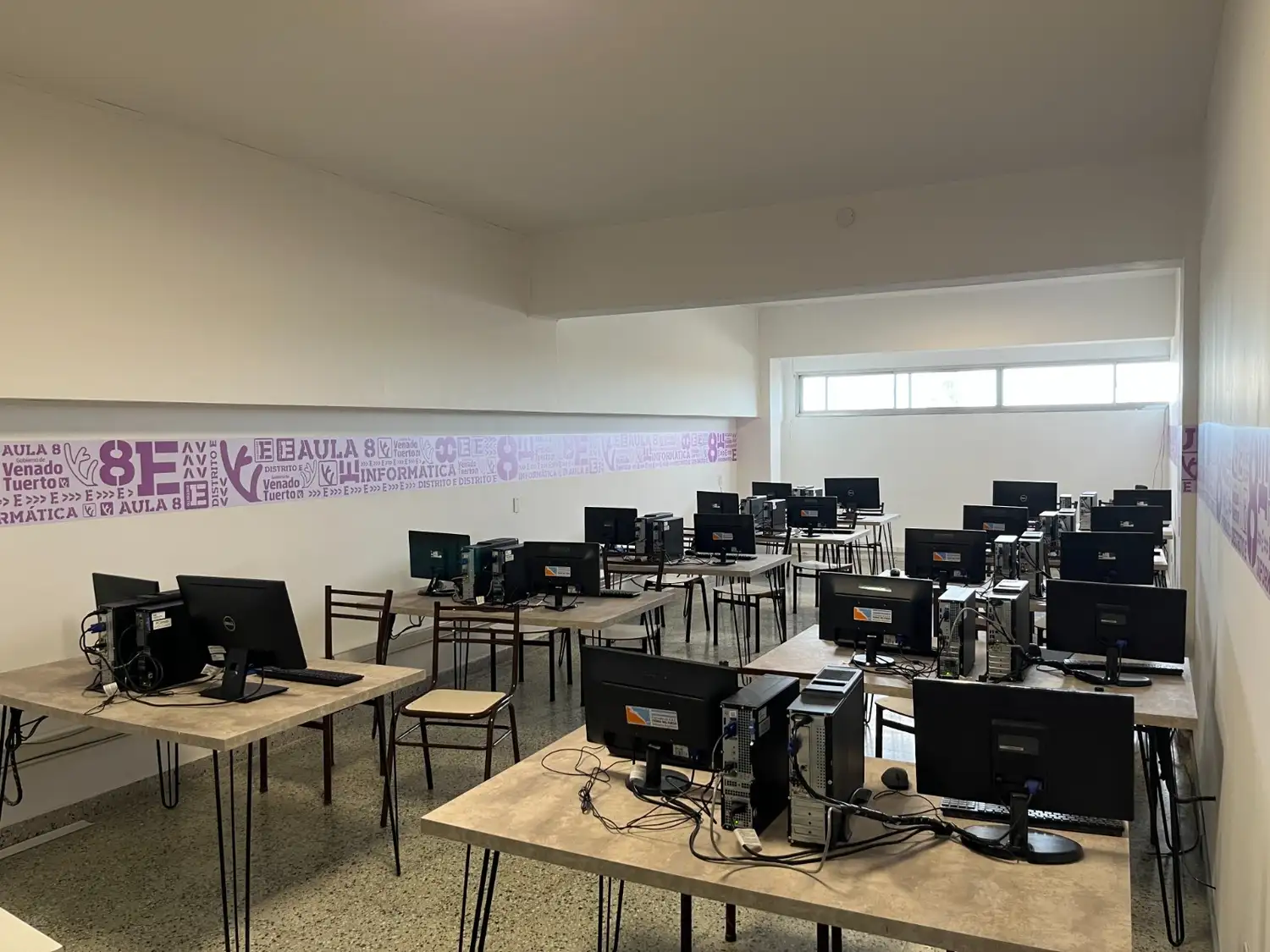 En las instalaciones de Distrito E cursarán en una primera etapa 40 participantes previamente inscriptos. Foto: MVT