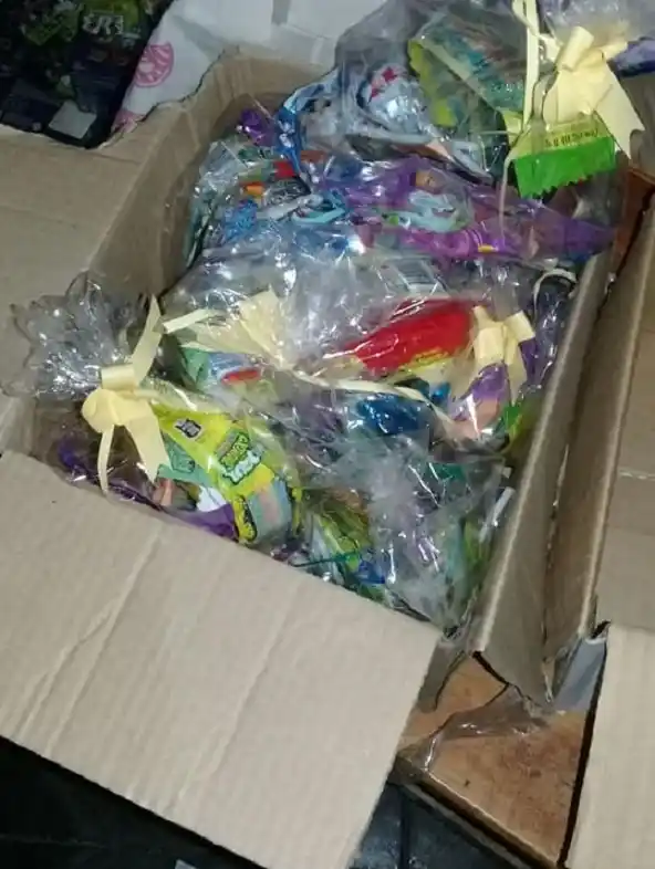 Las mamás que sostienen el merendero Los Peques quieren entregar un pan dulce y un juguete a los chicos que allí concurren