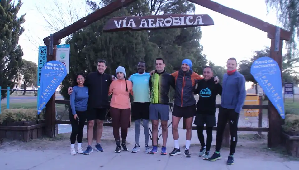 Fartlek Running Club: el grupo de atletas que entrena con pasión en Libertador San Martín y se prepara para nuevos desafíos