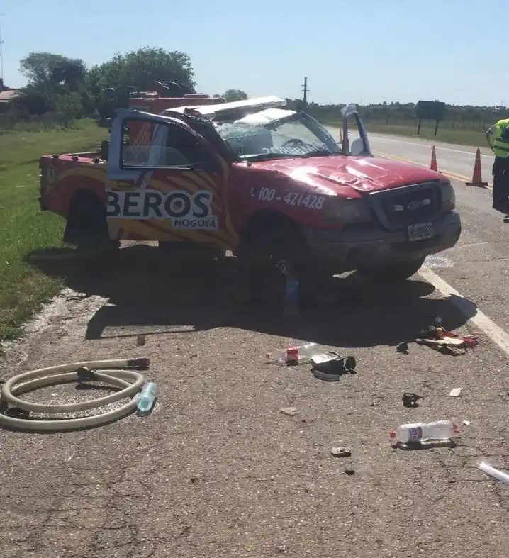 Volcó un móvil de los Bomberos de Nogoyá cuando se dirigía a sofocar un incendio forestal