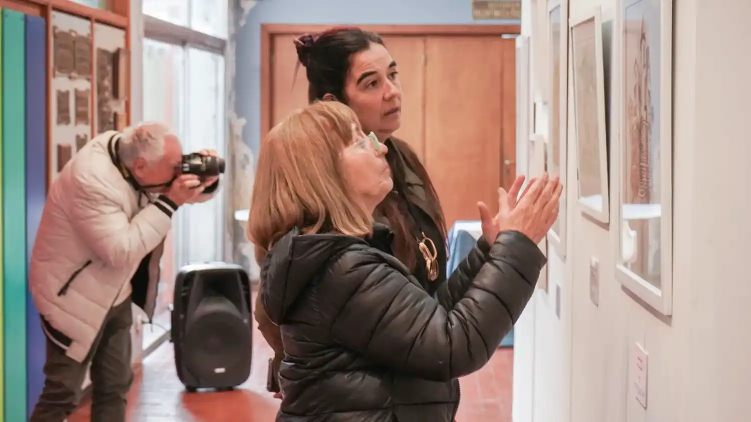 La exposición ofreció un espacio de encuentro y visibilización para los artistas