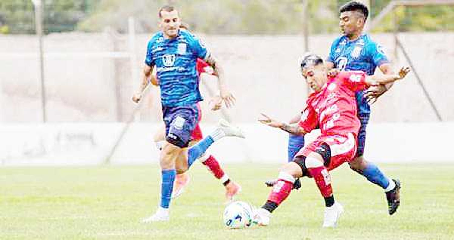 Huracán Las Heras cayó 
ante Ciudad de Bolívar