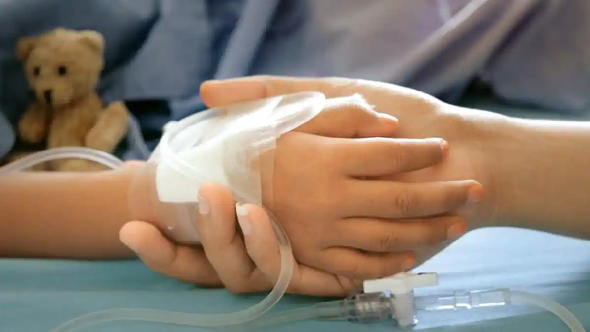 El niño rosarino internado con hepatitis aguda necesita un trasplante