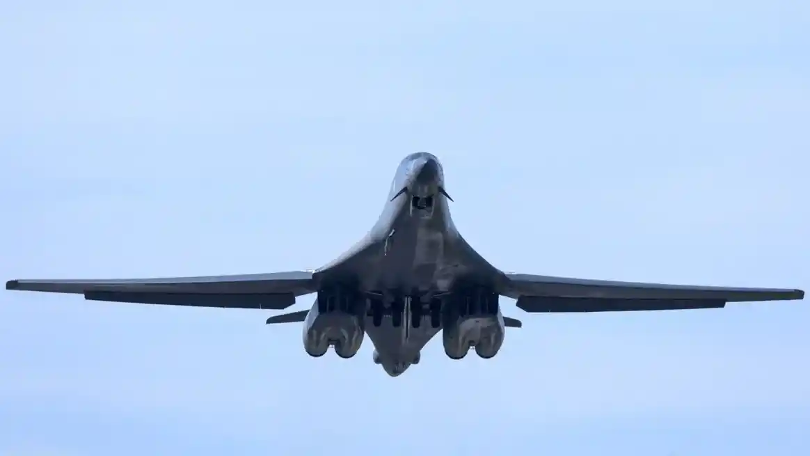 Rescataron al segundo tripulante del avión estadounidense derribado. Crédito: Reuters.