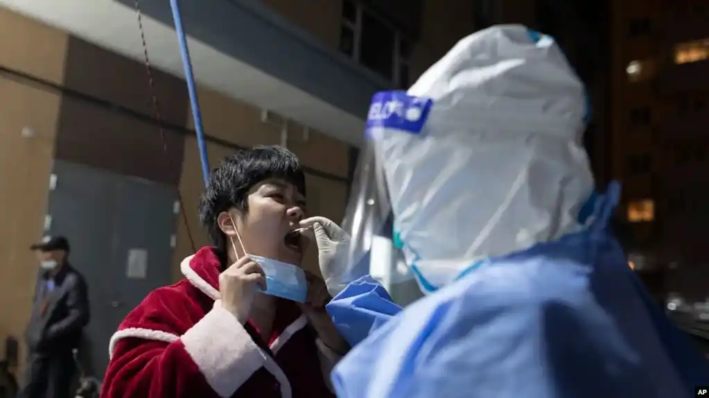 La frustración de la OMS y cómo ha cambiado la pandemia dos años después de ser declarada