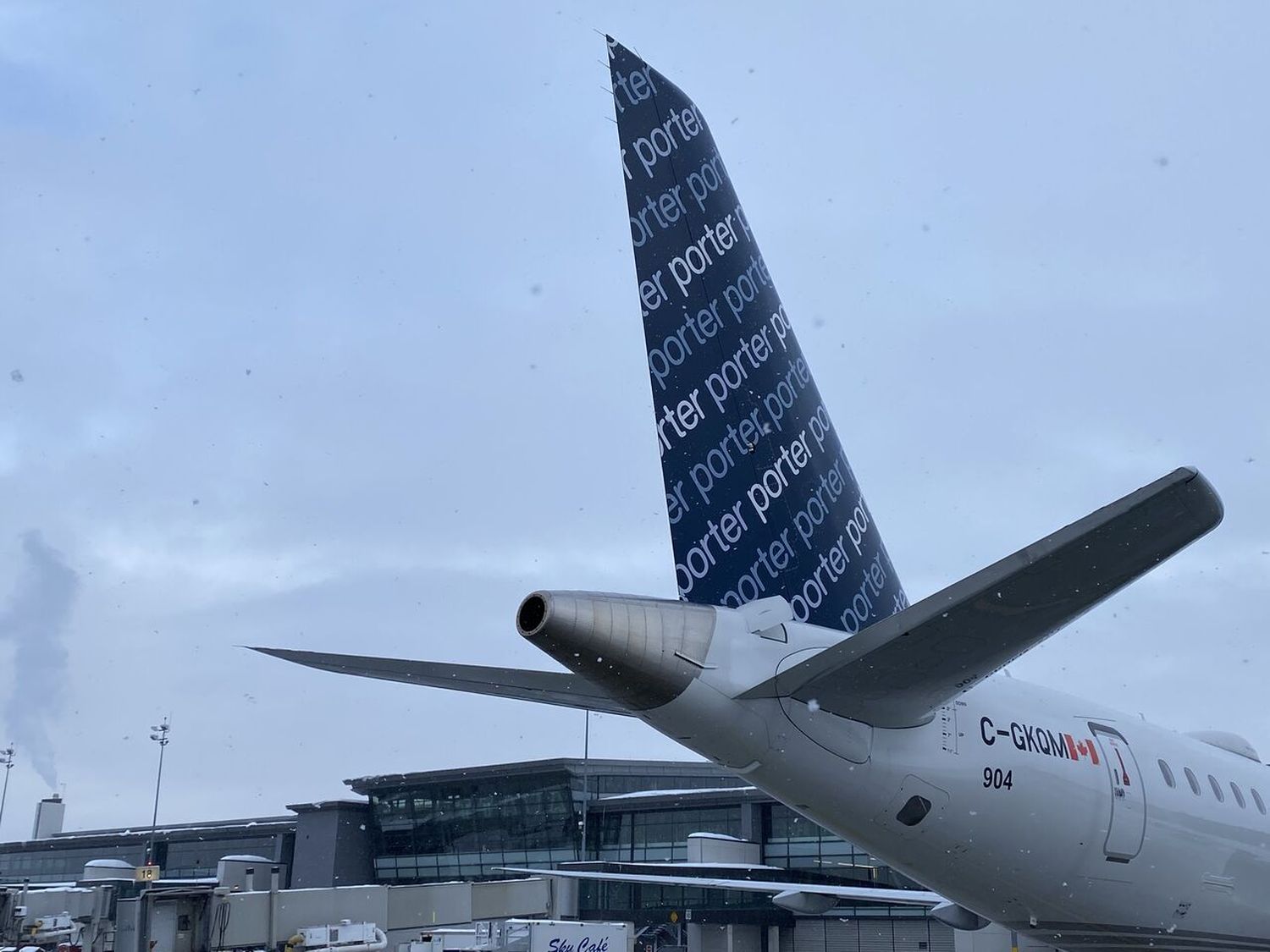 Porter Airlines becomes first Embraer E195-E2 North American operator