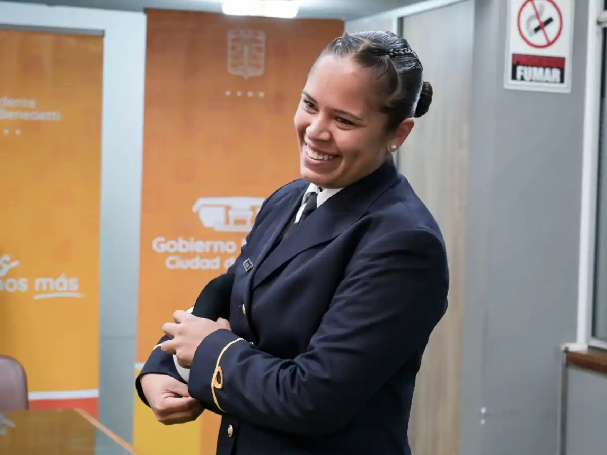 Una guardiamarina en Arroyito