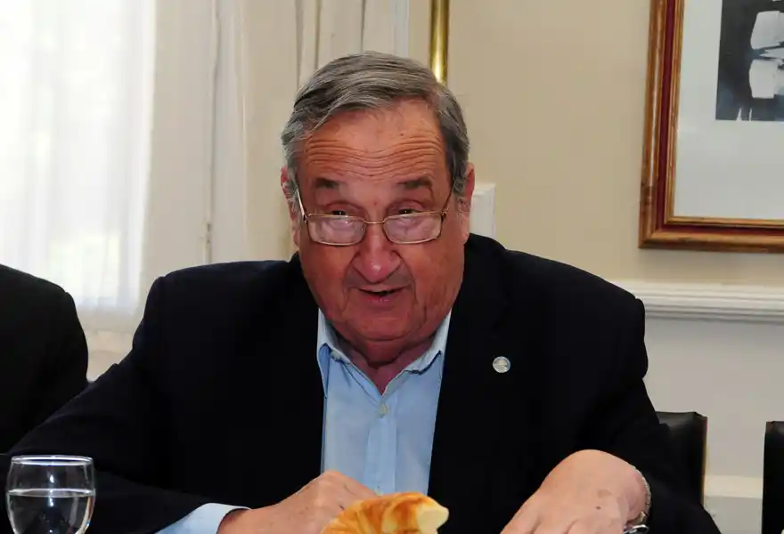 Dr Miguel Angel Lunghi - Intendente Municipal