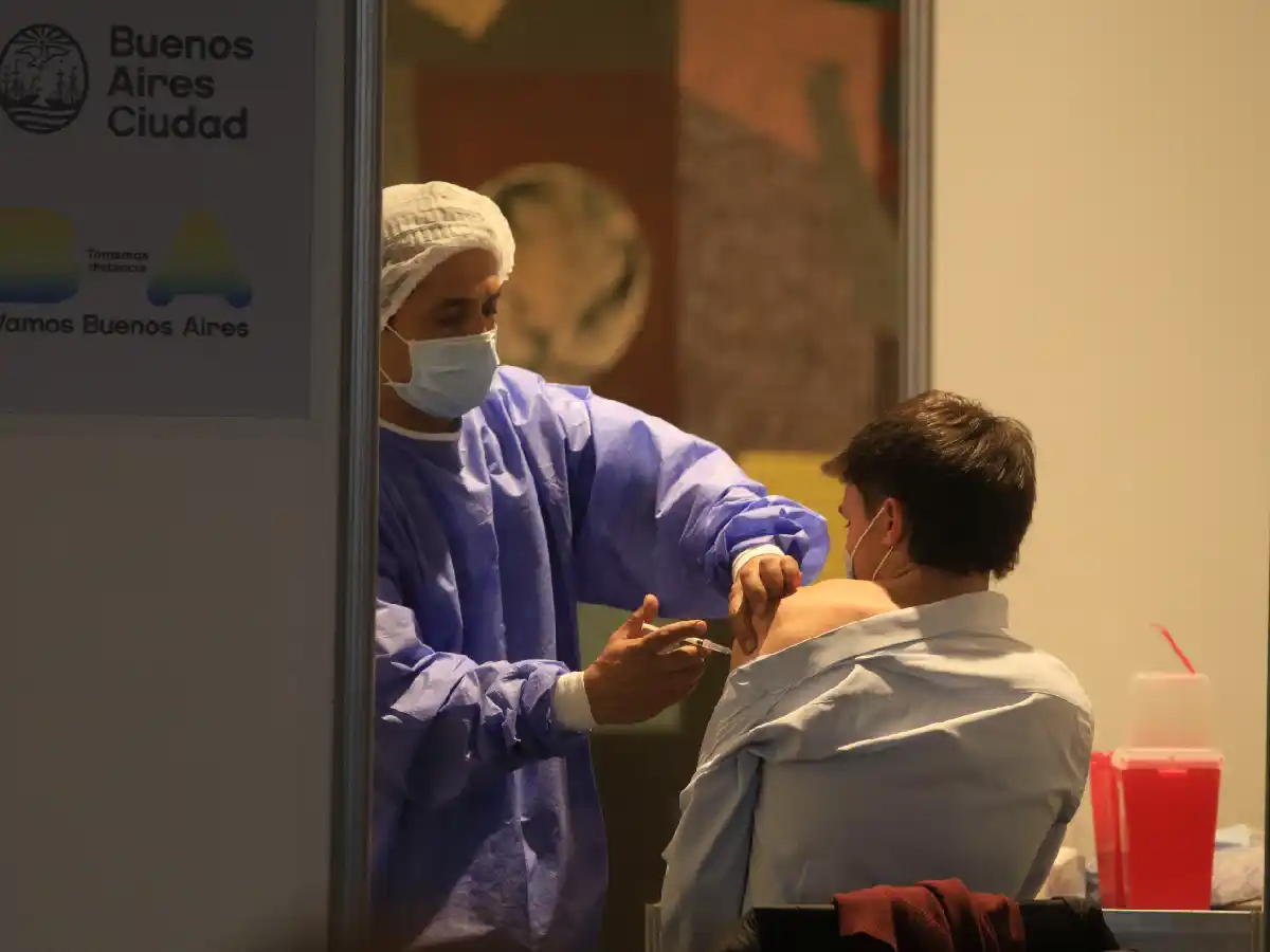 Reportaron 14.518 nuevos casos y otras 244 muertes en las últimas 24 horas