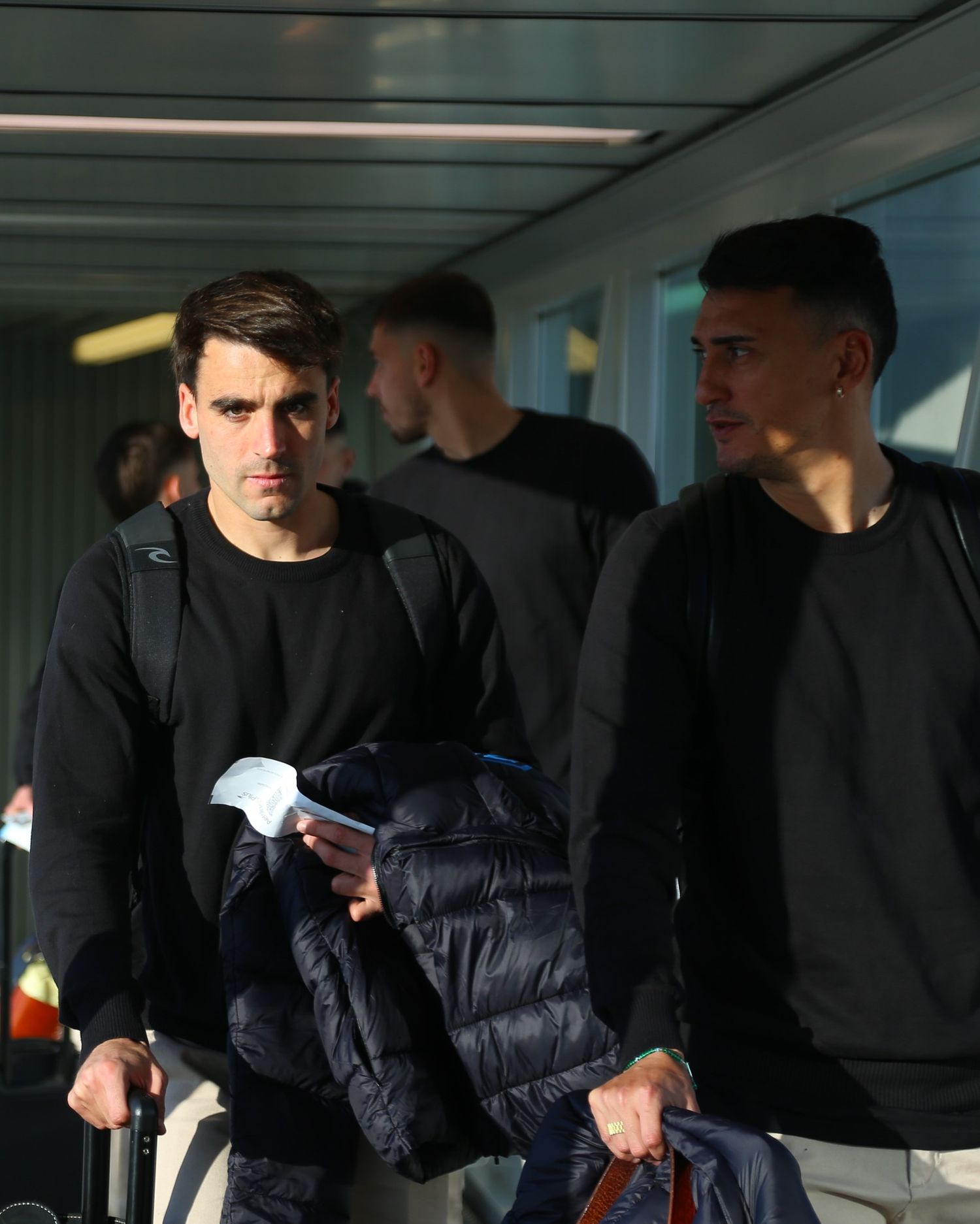 El tandilense González Metilli y Suárez, ayer en el aeropuerto cordobés.