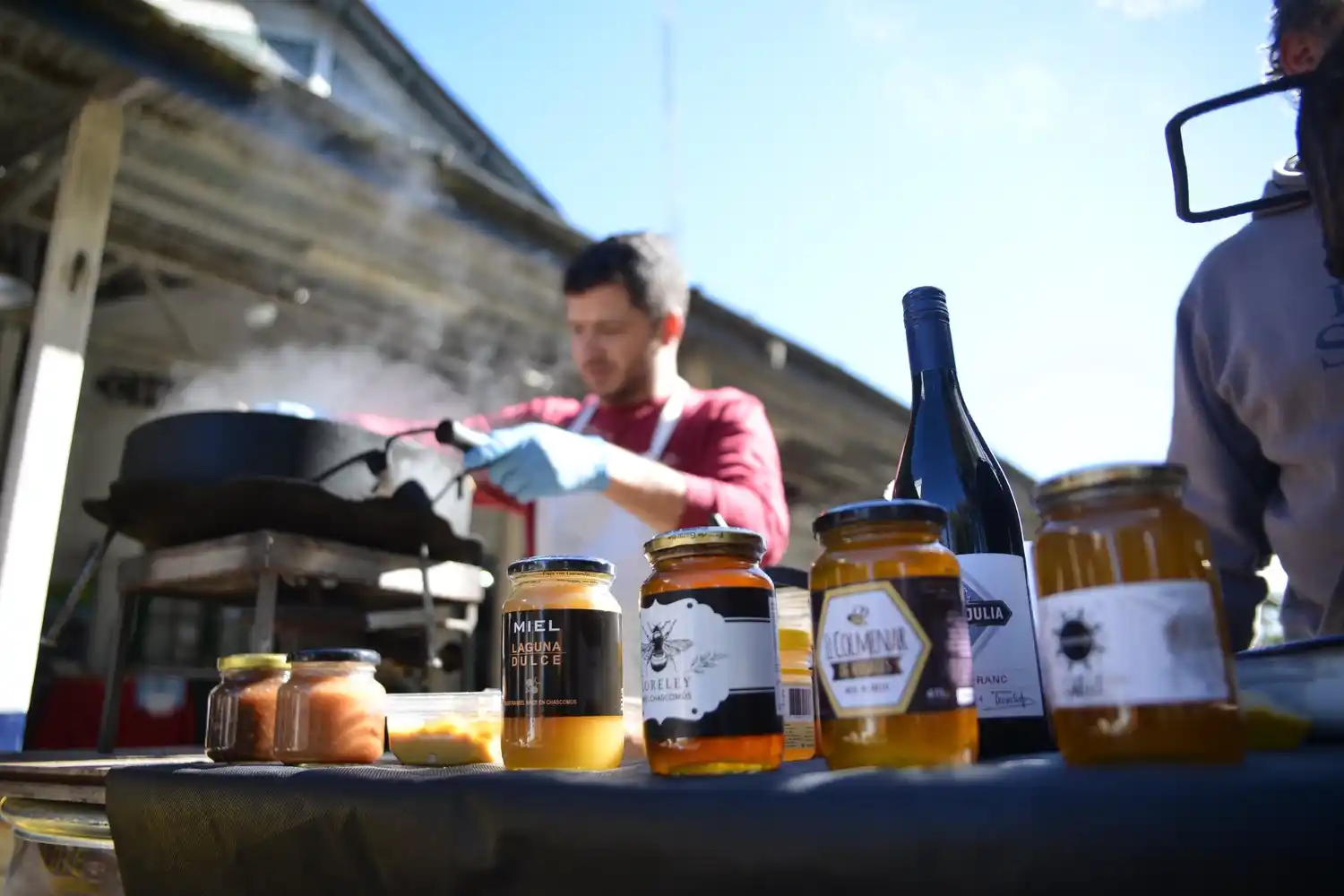 Con gran participación de escuelas, productores y vecinos se desarrolla la Semana de la Miel en Chascomús