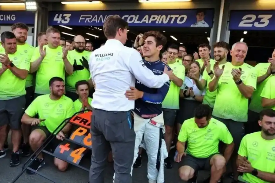 Se abre una puerta para Colapinto en 2025: Williams avanza en negociaciones con Audi