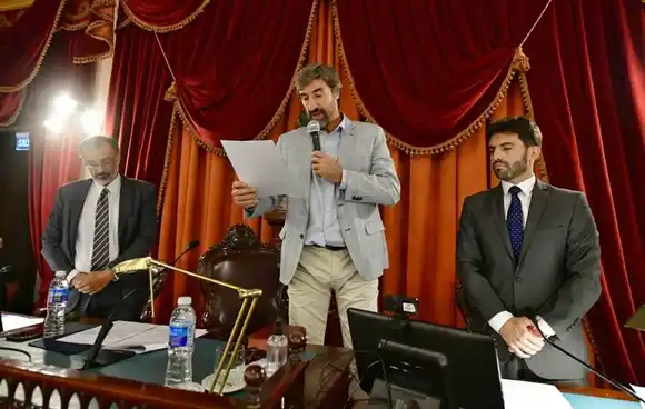 Giano electo nuevamente presidente de la Cámara de Diputados por unanimidad