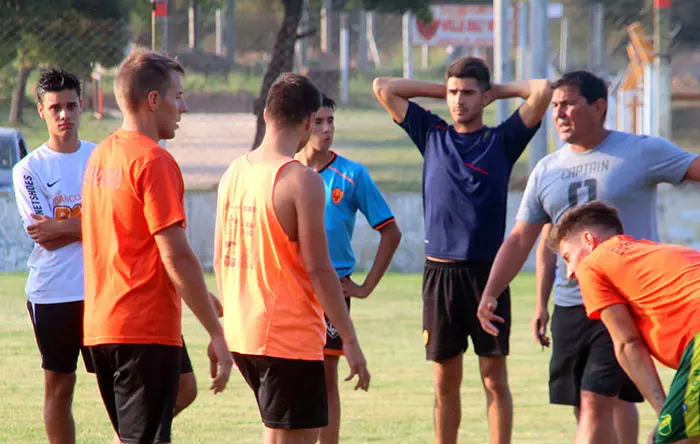 Villa Díaz Vélez se refuerza con campeones buscando el gran objetivo este año