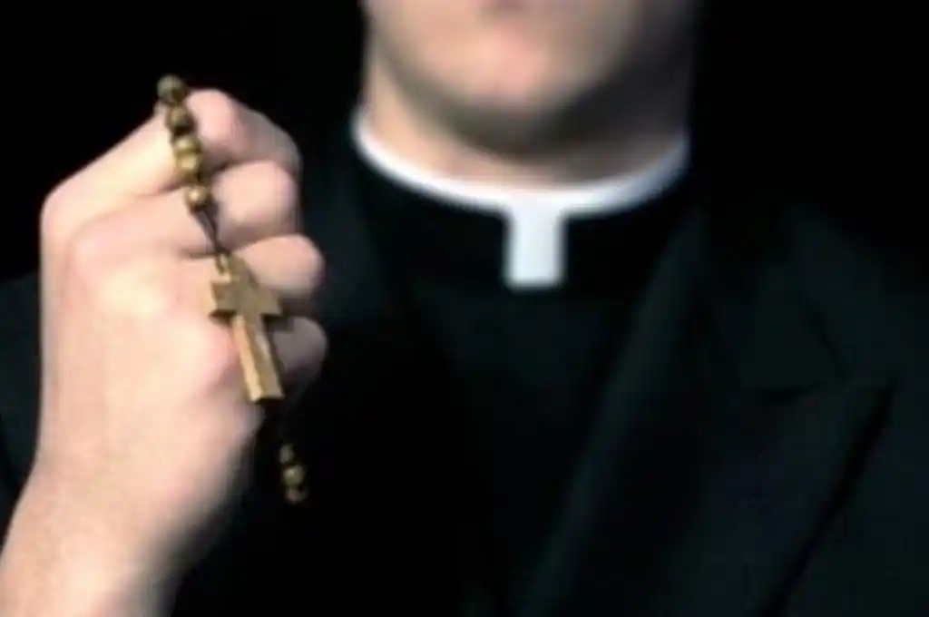 Escándalo en Coronda: un sacerdote fue apartado de su cargo por denuncias de abuso