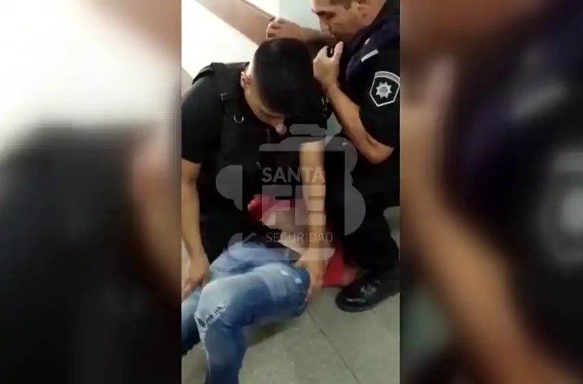 El video de la persecución de los delincuentes en el Hospital de Niños Víctor J. Vilela