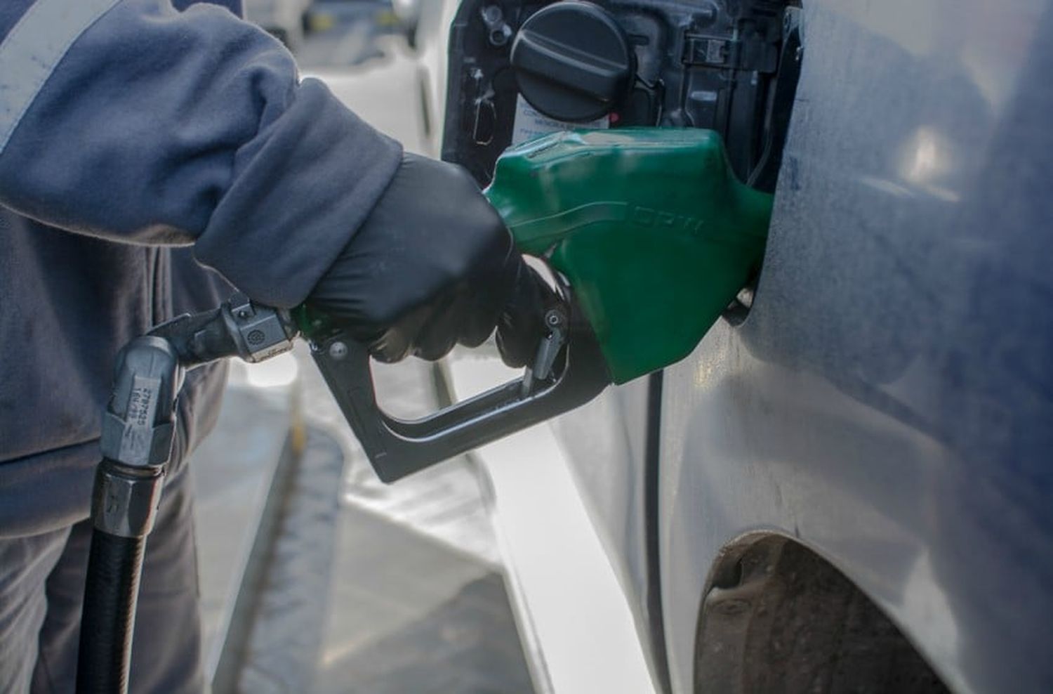 Prevén un nuevo aumento de combustibles para este fin de semana