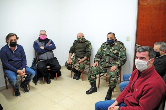 Provincia confirmó que habrá una escuela de policía rural y en Tandil lo celebraron