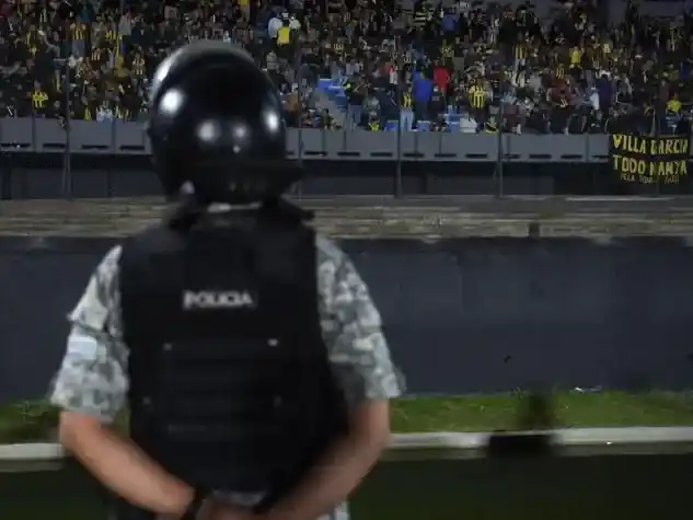 Peñarol venció 3 a 0 a Nacional y hubo falelcidos post partido.Foto:AFP